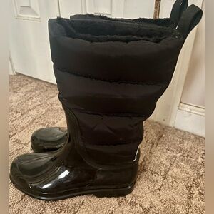 Michael Kors Black Quilted Snow Boots